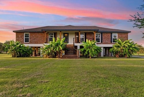 119 Country Ln, Lake Charles, LA, 70607-8717 | Card Image