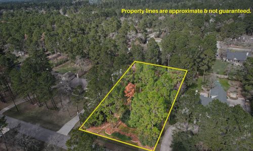 22314 Meadowsweet Drive, Magnolia, TX, 77355 | Card Image