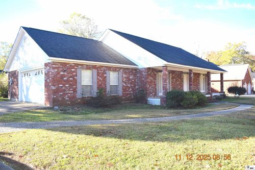 609 Neptune Dr, Bastrop, LA, 71220-3484 | Card Image