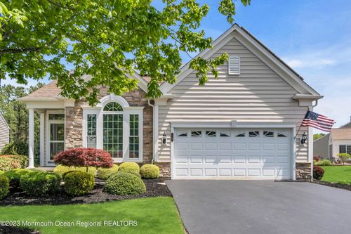 16 Chalfont Ln, Manchester Township, NJ, 08759-7302 | Card Image