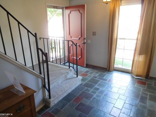 1437 Lantern Ln, Rochester Hills, MI, 48306-4240 | Card Image