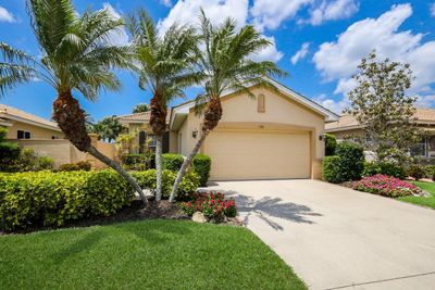 298 Padova Way, House other with 2 bedrooms, 2 bathrooms and null parking in North Venice FL | Image 2