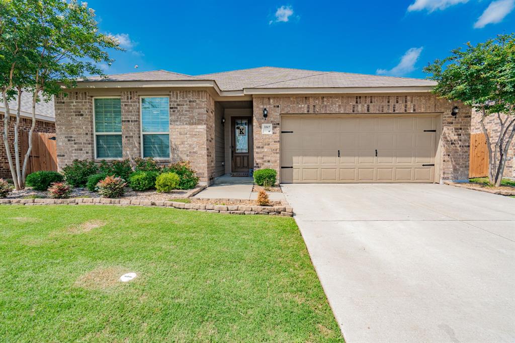 Slate Dr, Heartland, TX 75126