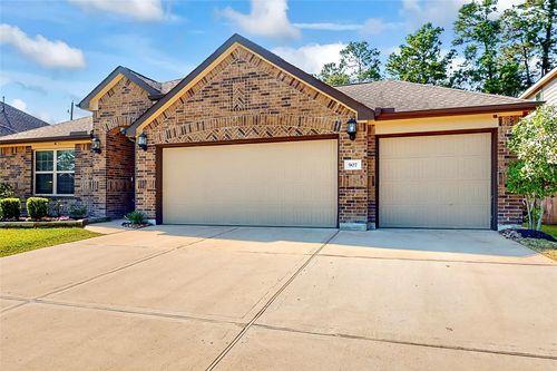 907 S Chamfer Way, Crosby, TX, 77532-5725 | Card Image