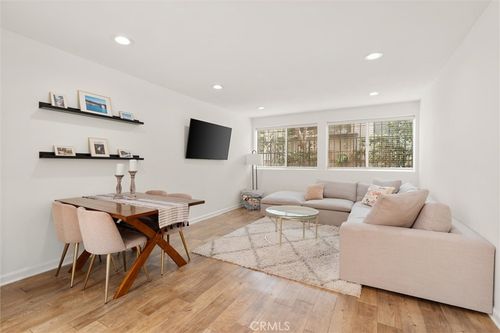 103-532 Rossmore Ave, Los Angeles, CA, 90004-3734 | Card Image