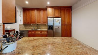 55-Austin-Pl-7W-Kitchen | Image 2