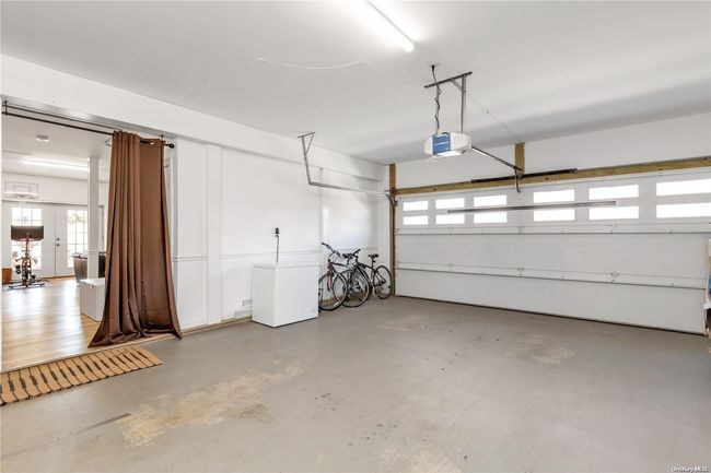 67 Matlock St, House other with 3 bedrooms, 3 bathrooms and null parking in Lido Beach NY | Image 25
