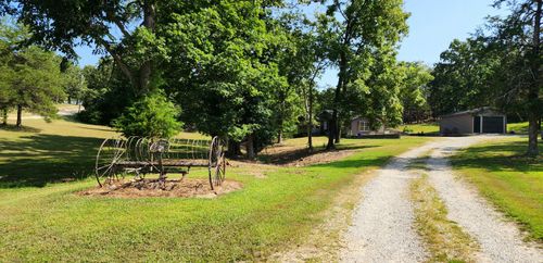 400-a-8814 County Road, Ava, MO, 65608 | Card Image