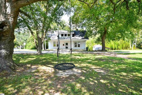 307 Blue Ridge St, Easley, SC, 29640-1558 | Card Image