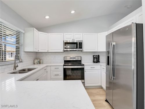 12-4829 Molokai Dr, NAPLES, FL, 34112-3719 | Card Image