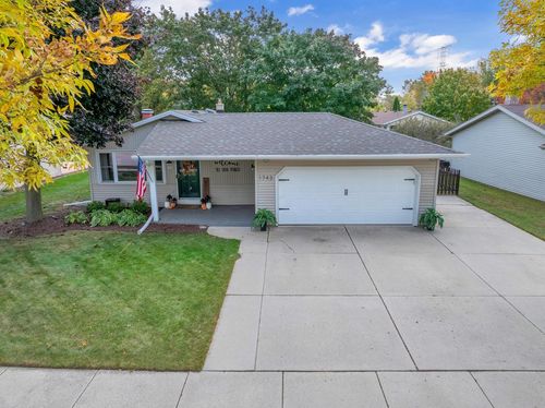 1743 Knoll Crest Drive, Sheboygan, WI, 53081 | Card Image