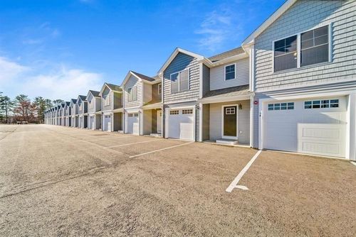 n-5 Dumaine Ave, Nashua, NH, 03063-1032 | Card Image