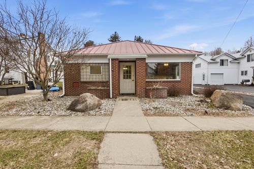 214 South St, Jonesville, MI, 49250-1054 | Card Image