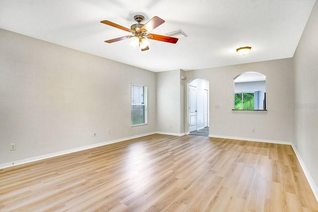 15867 Fishhawk View Dr, Townhouse with 2 bedrooms, 3 bathrooms and null parking in LITHIA FL | Image 4