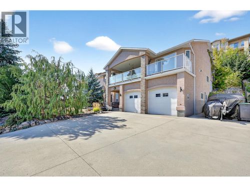 5220 Sutherland Rd, Peachland, BC, V0H1X2 | Card Image