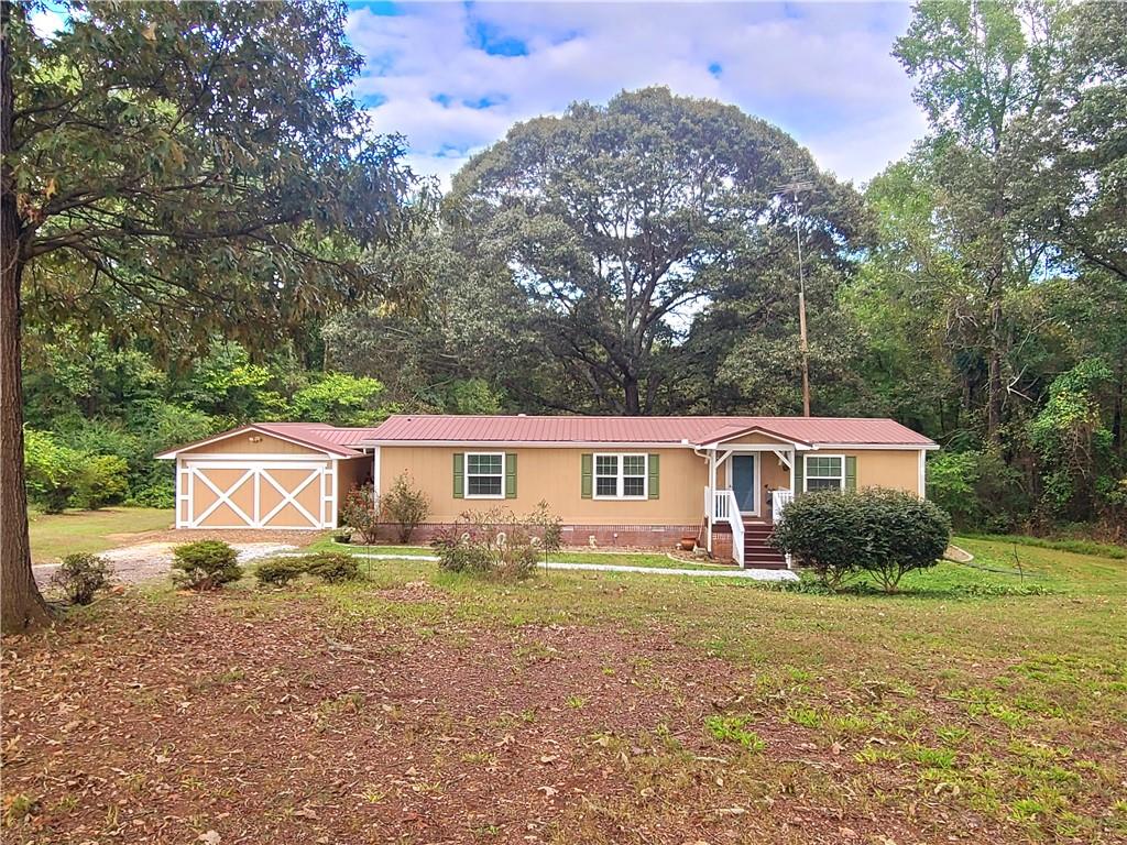 Forest Lake Rd, Pendergrass, GA 30567