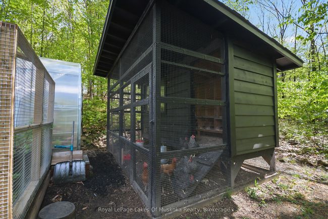30 Todholm Dr, House other with 4 bedrooms, 3 bathrooms and 10 parking in Port Carling ON | Image 36