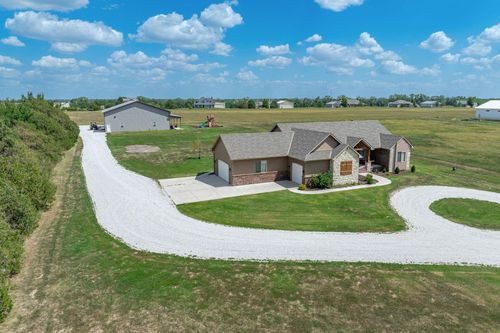 1610 S Bonanza Cir, Garden Plain, KS, 67050-1600 | Card Image