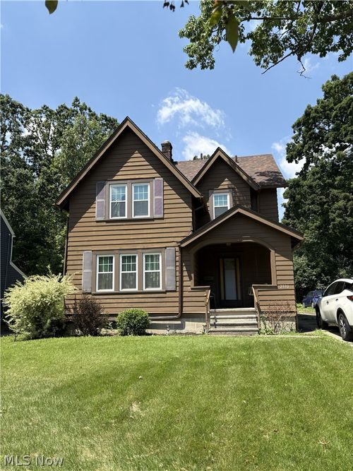 2330 16th St, Cuyahoga Falls, OH, 44223-2044 | Card Image