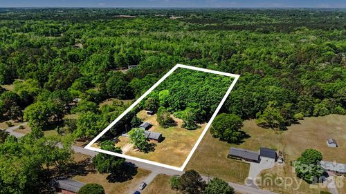 1145 Craigbrow Cir, chester, SC, 29706-8795 | Card Image