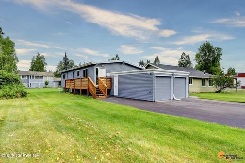 7741 Maryland Ave, Anchorage, AK, 99504-1966 | Card Image