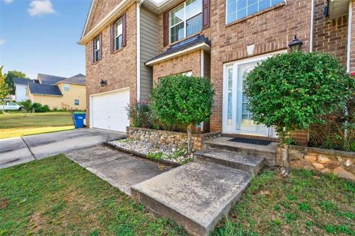 3554 Umatilla Ln Sw, South Fulton, GA, 30331-7518 | Card Image