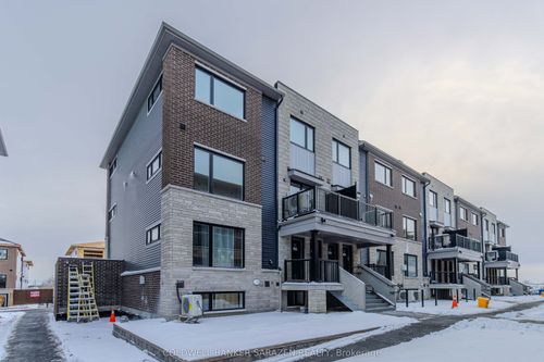 {{alt}} | Card Image