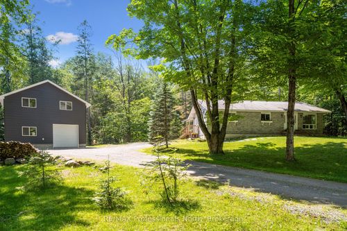 504 S Waseosa Lake Rd, Huntsville, ON, P1H2N5 | Card Image