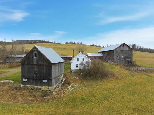 944 Roy Mt Rd, Barnet, VT, 05821-9697 | Card Image