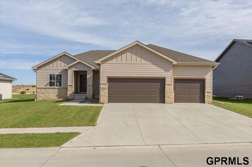 21120 Jessie Ave, Elkhorn, NE, 68022-4266 | Card Image