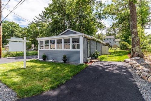 9 Gena Ave, Derry, NH, 03038-5340 | Card Image