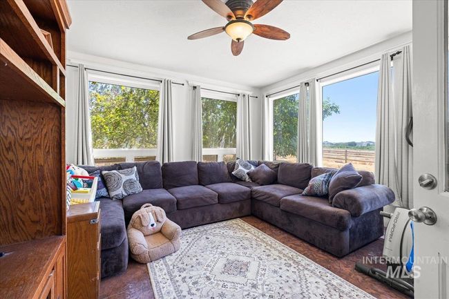 20169 Hoskins Rd, House other with 4 bedrooms, 4 bathrooms and 2 parking in Caldwell ID | Image 25