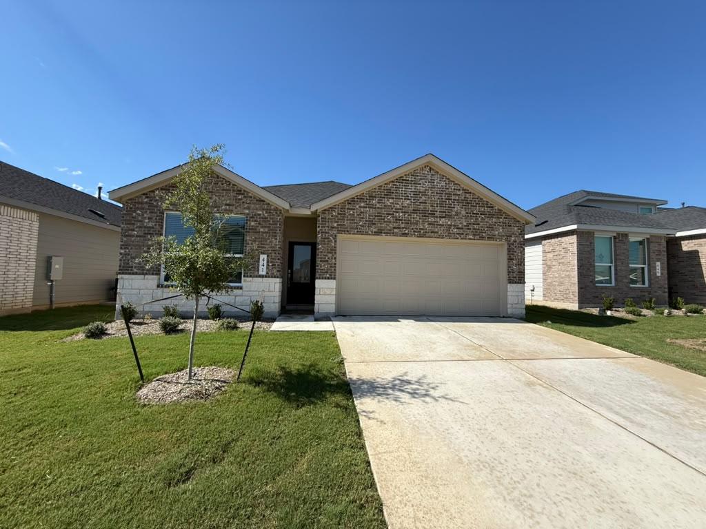 Residential Lease in Kyle 3