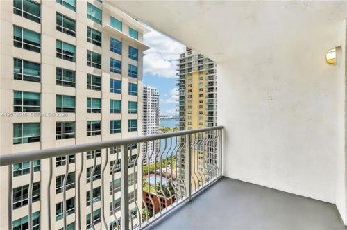 2510-1200 Brickell Bay Dr, Miami, FL, 33131-3251 | Card Image