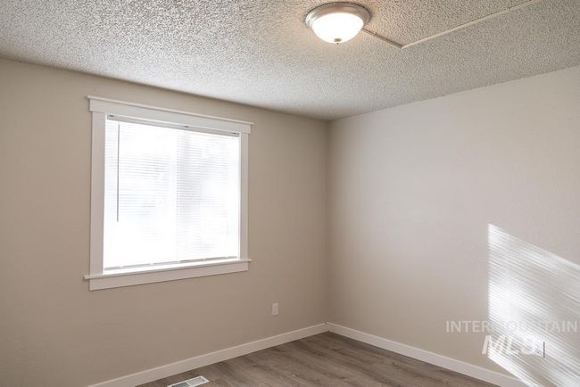 APT-2 - 1133 Fortner St, Condo with 3 bedrooms, 1 bathrooms and null parking in Ontario OR | Image 12