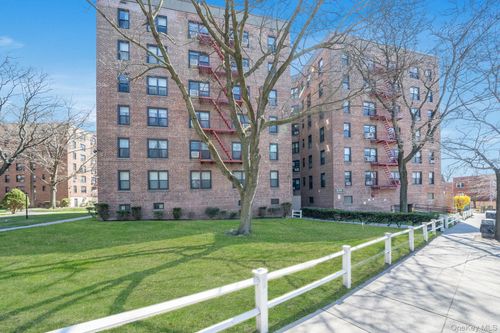 3l-83-85 Woodhaven Blvd, Woodhaven, NY, 11421-1553 | Card Image