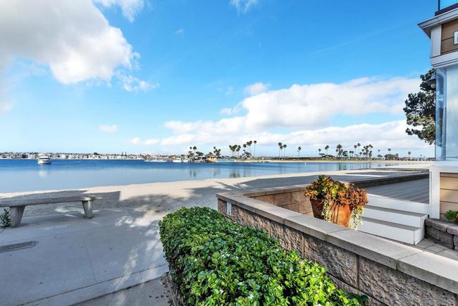 Bayside Walk, just a few feet away | Image 32