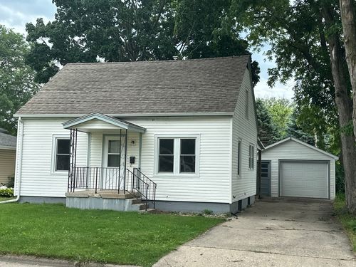 1506 17th Ave, STERLING, IL, 61081-2739 | Card Image