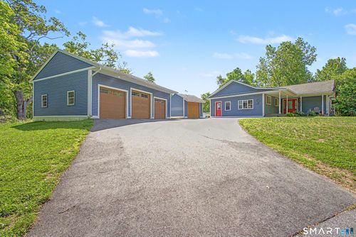 243 Searles Rd, Pomfret Center, CT, 06259-2306 | Card Image