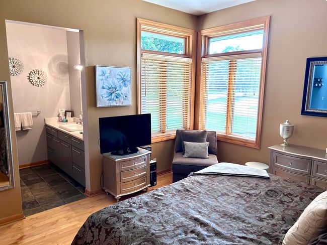 1S701 Eisenhower Rd, House other with 4 bedrooms, 4 bathrooms and 2 parking in Oakbrook Terrace IL | Image 18