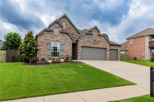 1501 Crestwood Hills Ln, Cave Springs, AR, 72718-6001 | Card Image