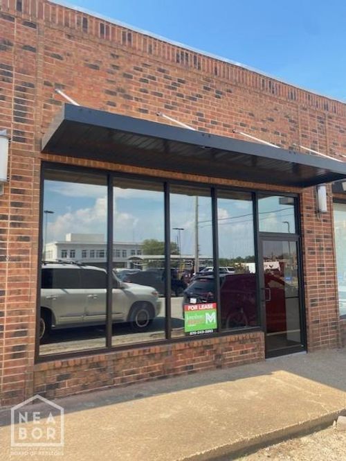 109 E Jackson St, Jonesboro, AR, 72401-3107 | Card Image