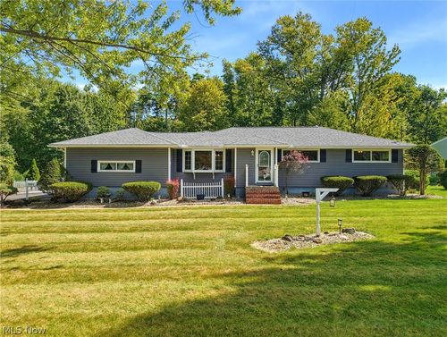 3855 Northview Dr, Stow, OH, 44224-3311 | Card Image