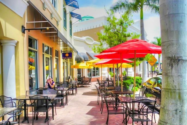 LWR Main St - Shopping and Dining | Image 43