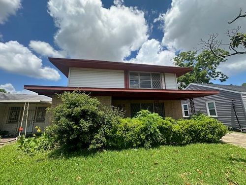 1525 W 5th St, Port Arthur, TX, 77640-4750 | Card Image