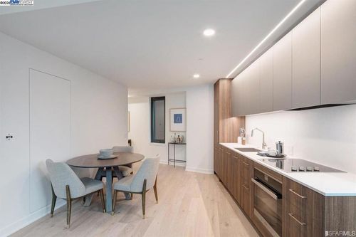 1b-280 Spear St, San Francisco, CA, 94105-6194 | Card Image