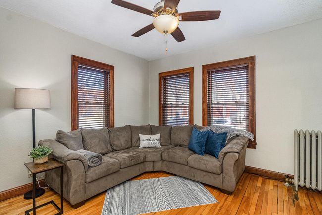 Abundant windows throughout! | Image 11