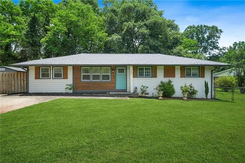 3839 Brookcrest Cir, Decatur, GA, 30032-3813 | Card Image