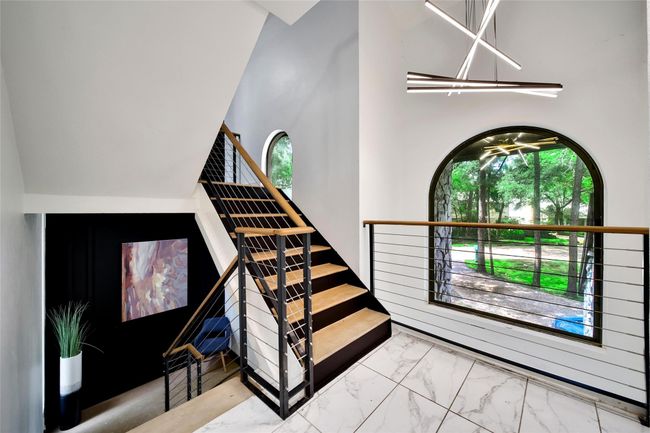 140 S Timber Top Dr, House other with 3 bedrooms, 3 bathrooms and 2 parking in Spring TX | Image 8