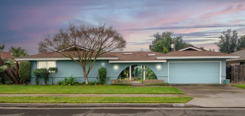 353 W Ellery Way, Fresno, CA, 93704-1506 | Card Image